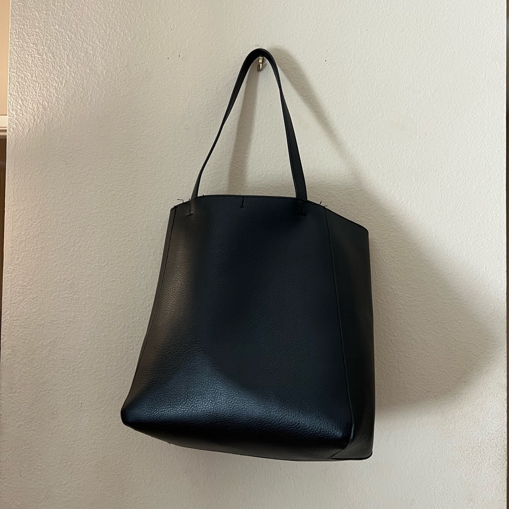 Black work tote